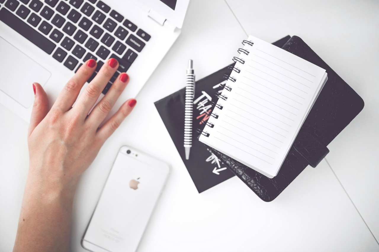 SHOULD MY BUSINESS HAVE A BLOG?